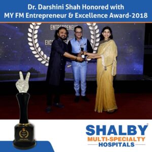 Dr. Darshini Shah Honored with MY FM Entrepreneur & Excellence Award – 2018