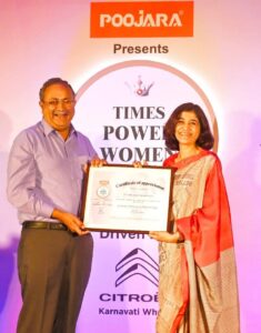 Dr. Darshini Shah honored with the prestigious TIMES POWER WOMEN 2021 Award from Mr. Saurabh Patel, Cabinet Minister in the Government of Gujarat