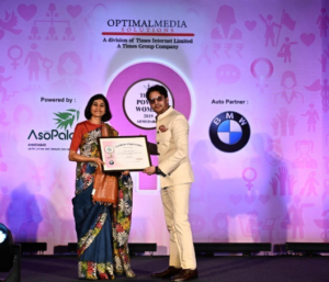 Dr. Darshini Shah Recognized for Excellence in Dentistry by Renowned Actor Jimmy Shergill, 2019